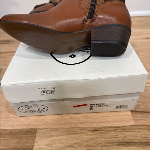 Steve Madden Tan and Brown Ankle Booties - Picture 4 of 4